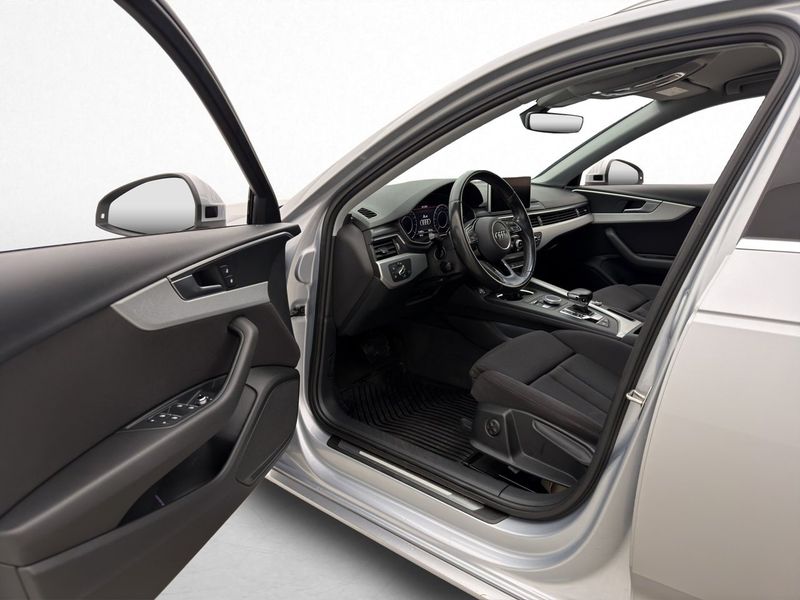 Audi A4 bild 12