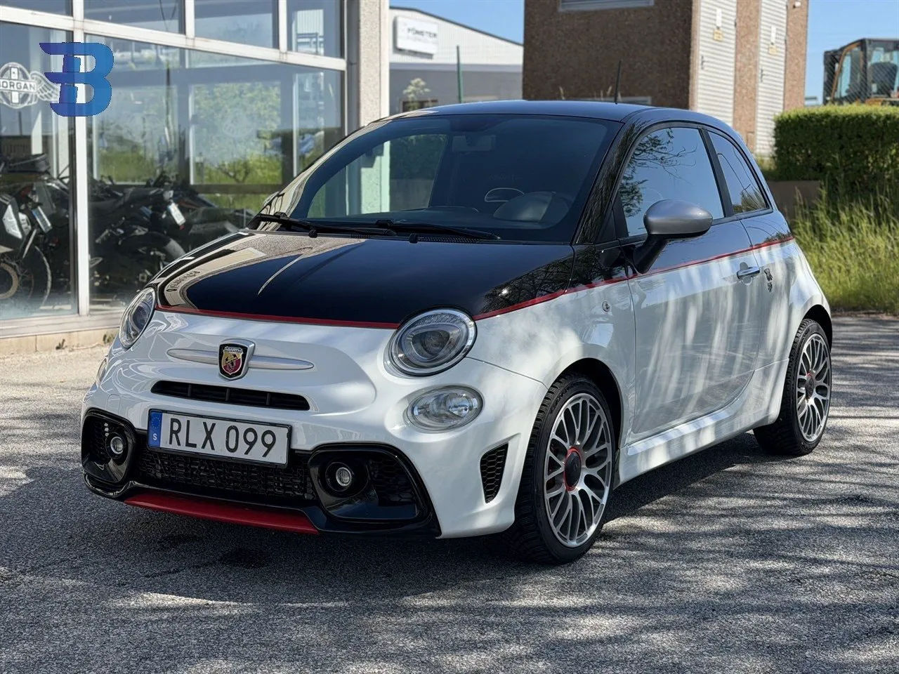 Vehicle image 2