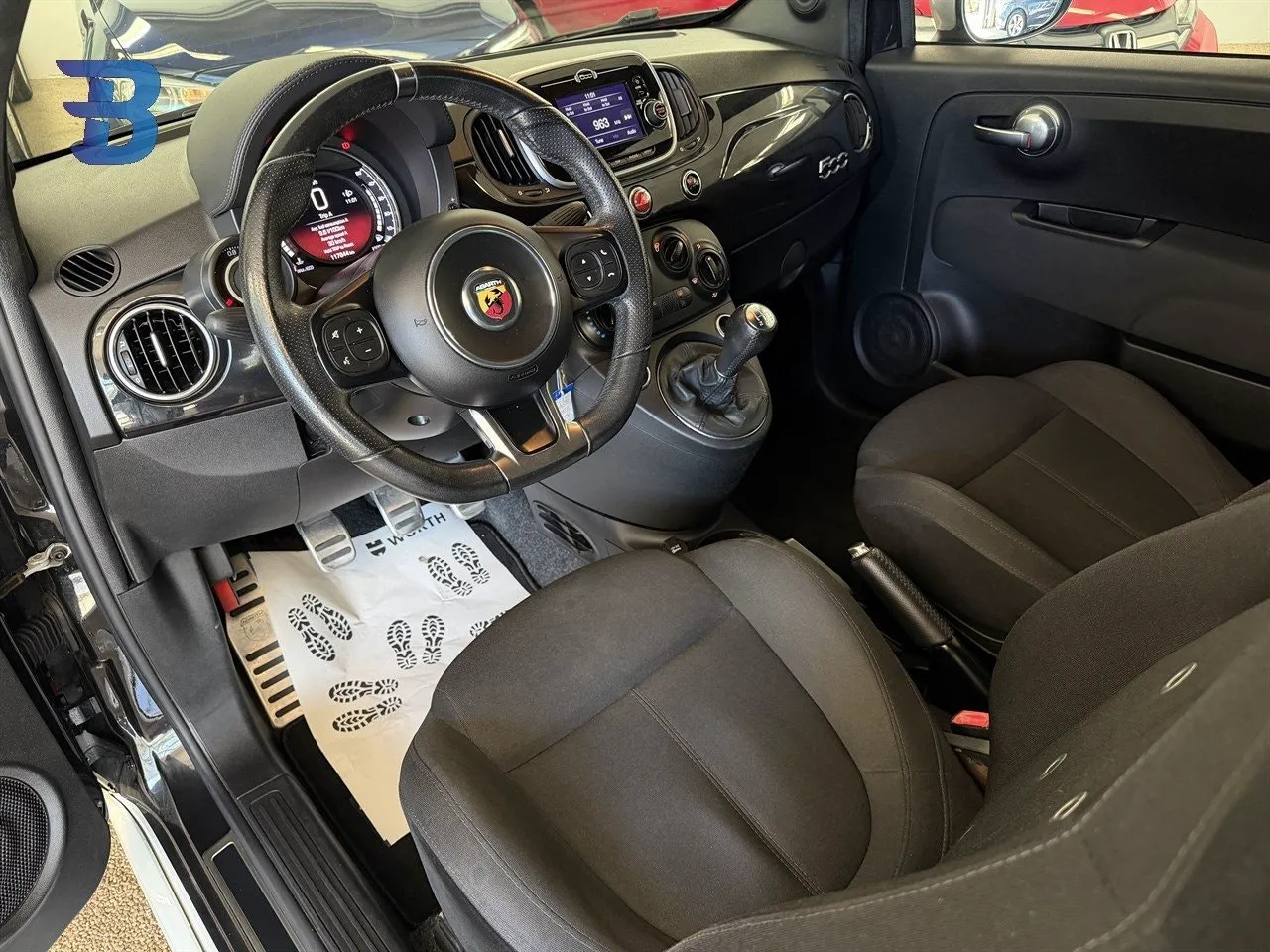 Vehicle image 6