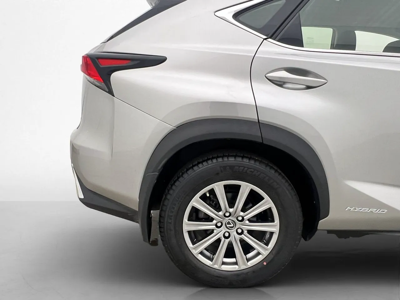 Vehicle image 30
