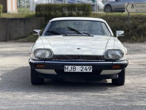 Jaguar XJ-S bild 2