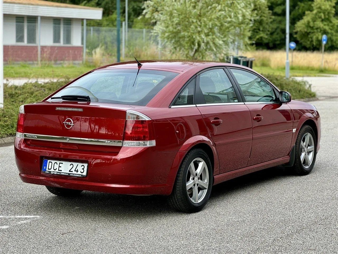 Vehicle image 11