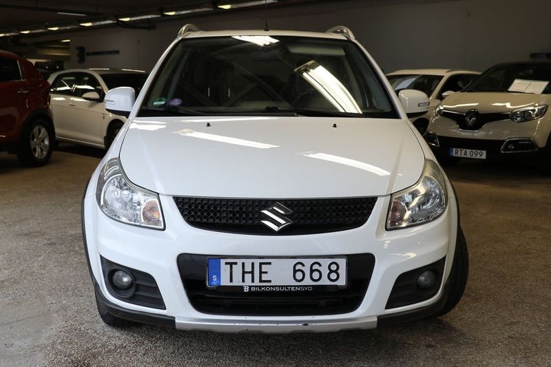 Suzuki SX4 bild 2