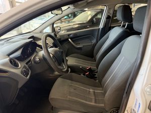 Ford Fiesta bild 5