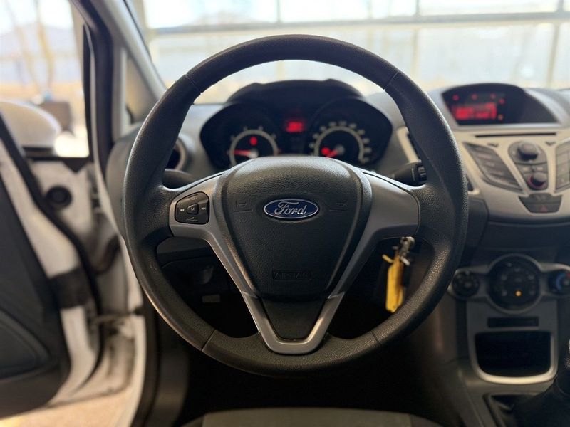 Ford Fiesta bild 9