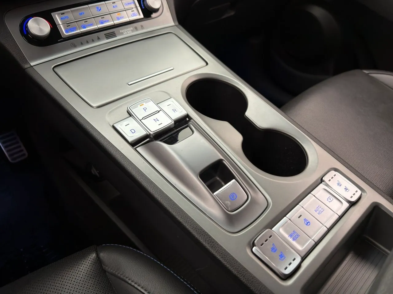Vehicle image 29
