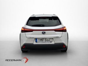 Lexus UX bild 8
