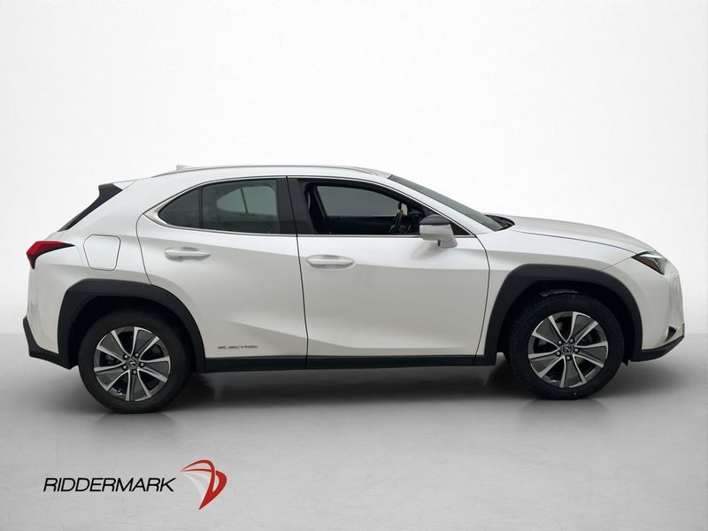 Lexus UX bild 10