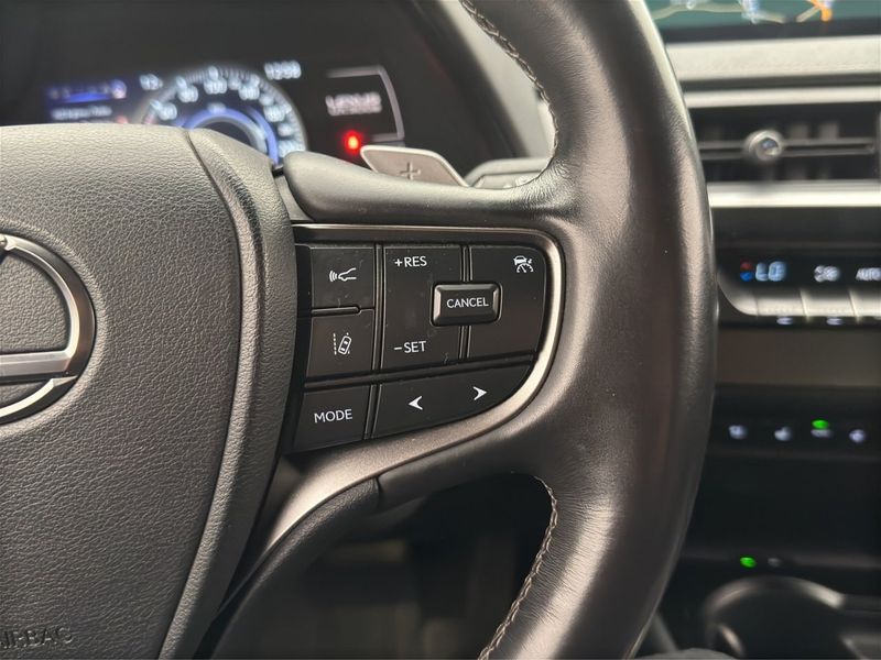 Lexus UX bild 19