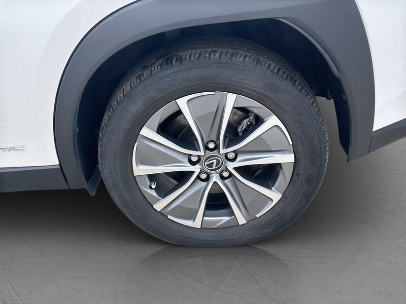 Lexus UX bild 33