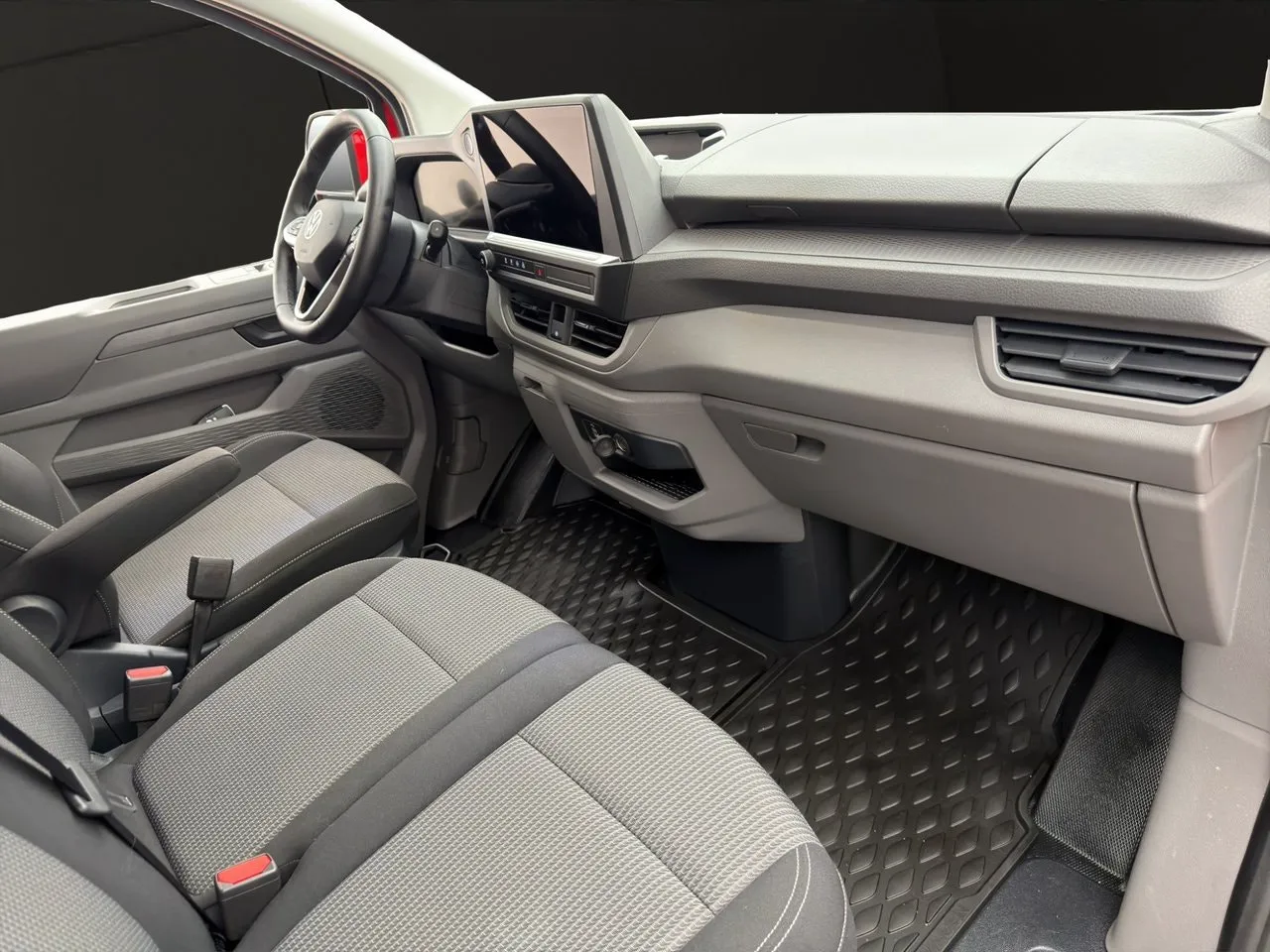 Vehicle image 35