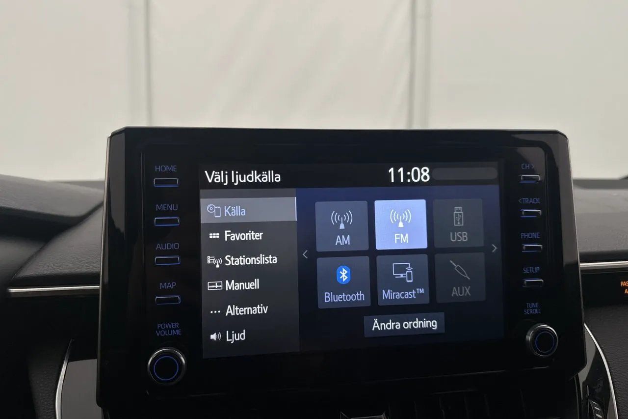 Vehicle image 21