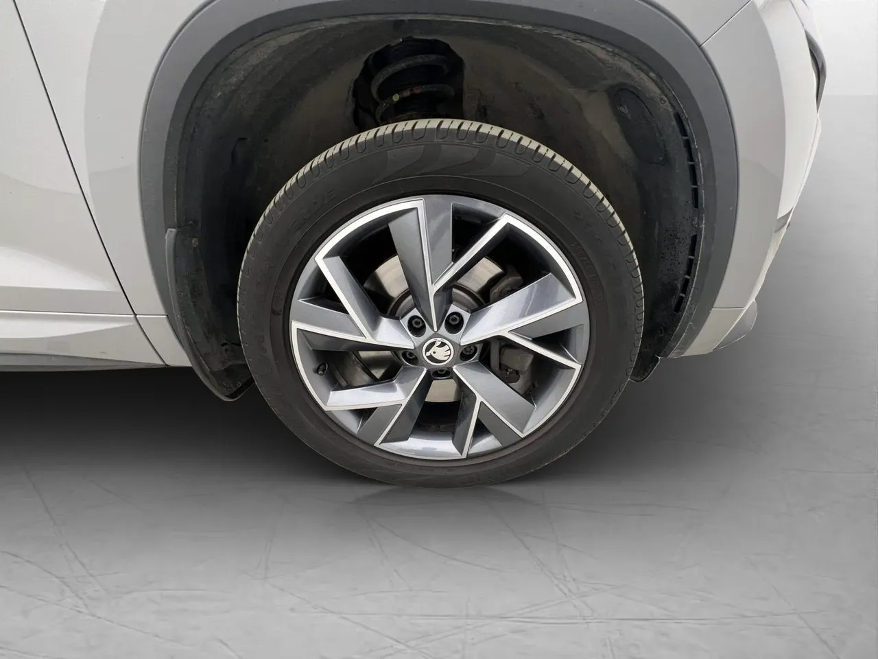 Vehicle image 36
