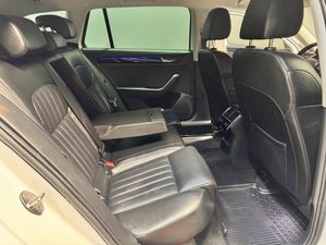 Skoda Superb bild 16