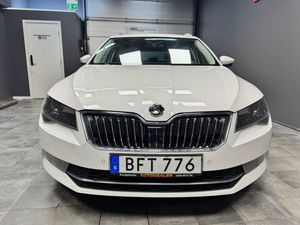 Skoda Superb bild 2
