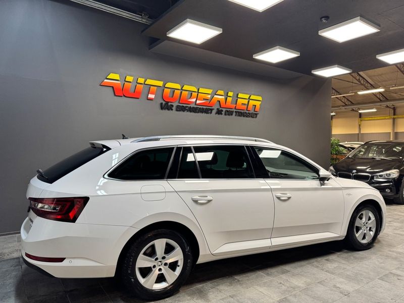 Skoda Superb bild 3