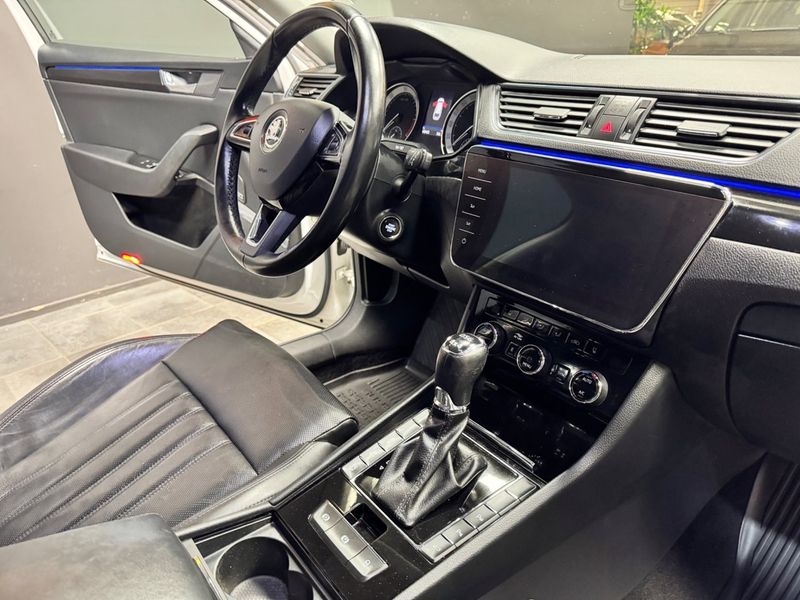 Skoda Superb bild 14
