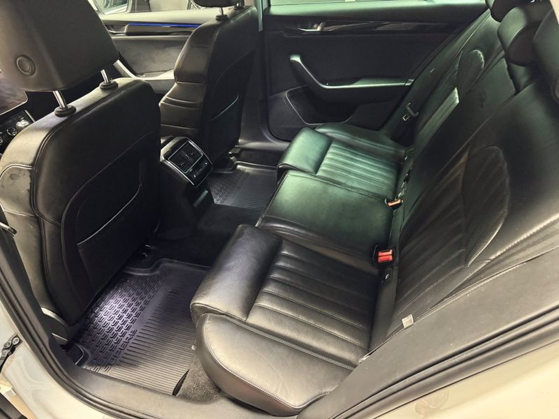 Skoda Superb bild 19