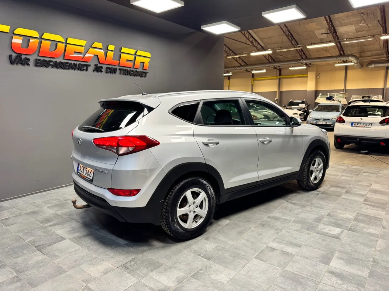 Vehicle image 2