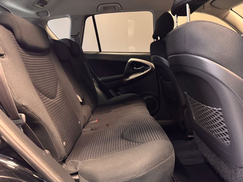 Toyota RAV4 bild 7