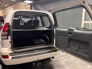 Toyota Land Cruiser bild 10