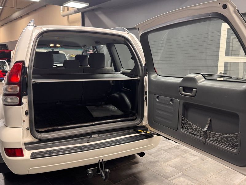 Toyota Land Cruiser bild 10