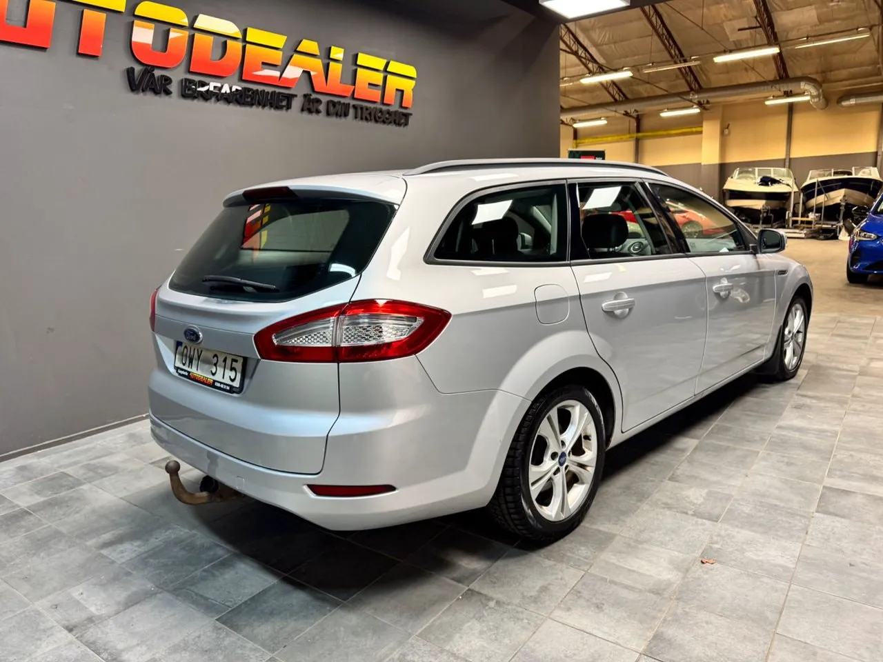 Vehicle image 1