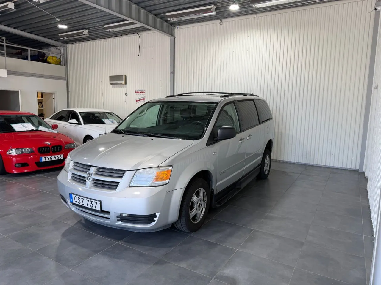 Vehicle image 2