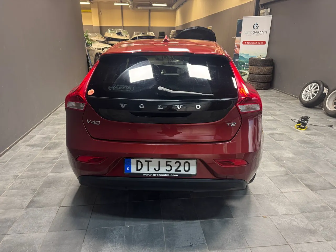 Vehicle image 3