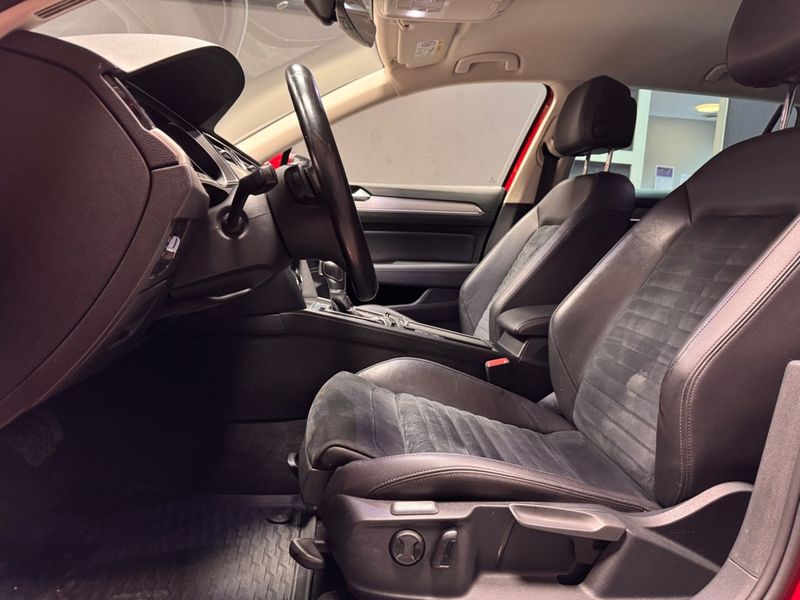 Volkswagen Passat bild 7