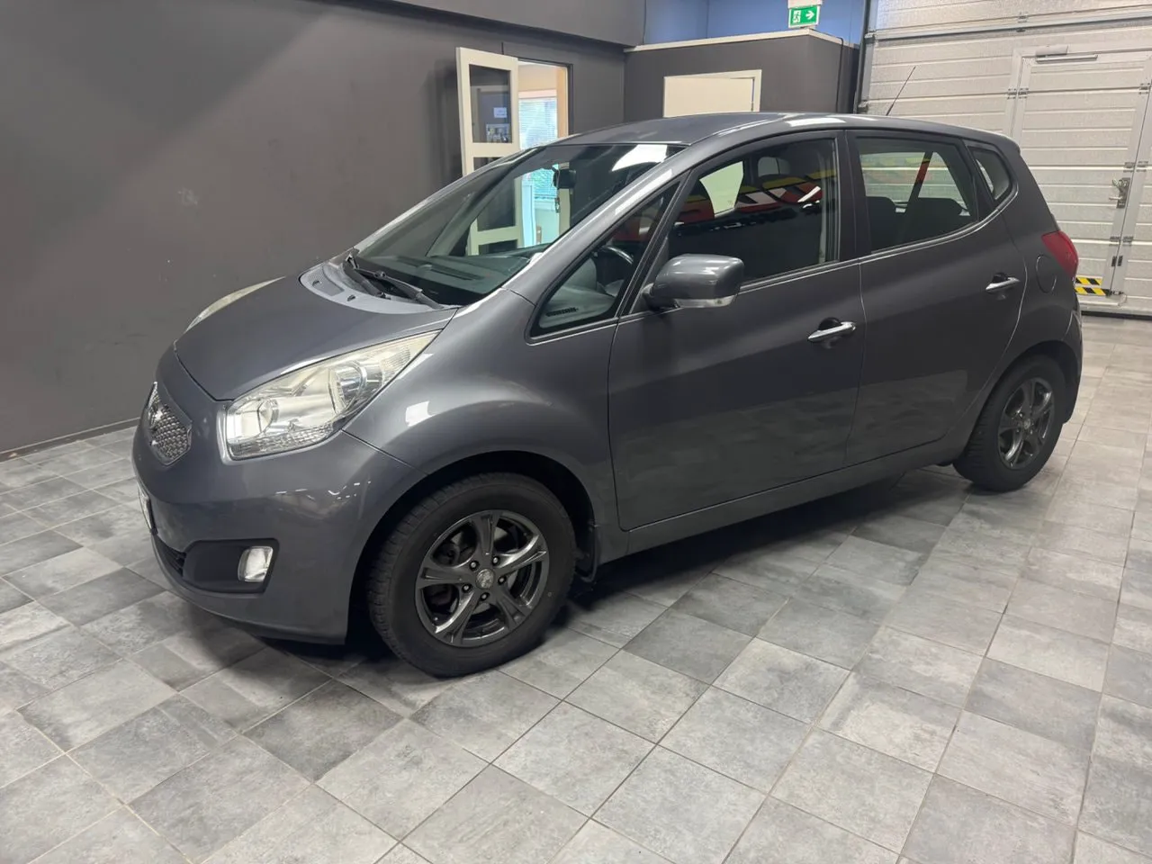 Vehicle image 2