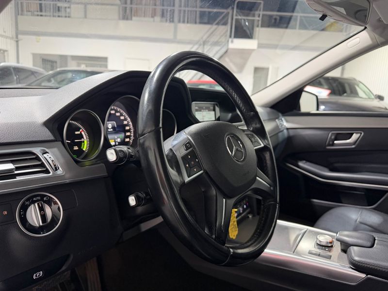 Mercedes E300 bild 12