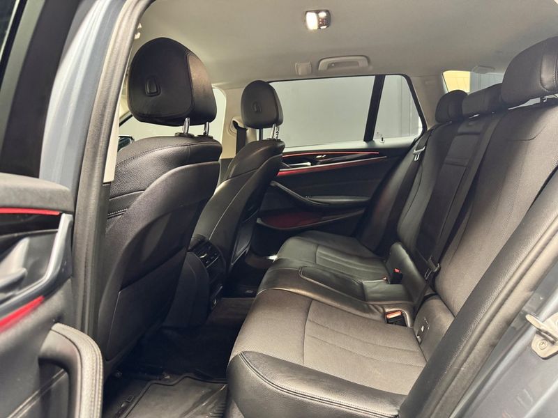 BMW 520 bild 8