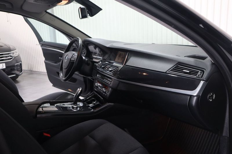BMW 520 bild 13