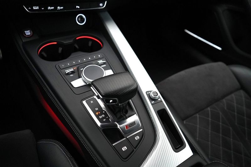 Audi RS5 bild 12