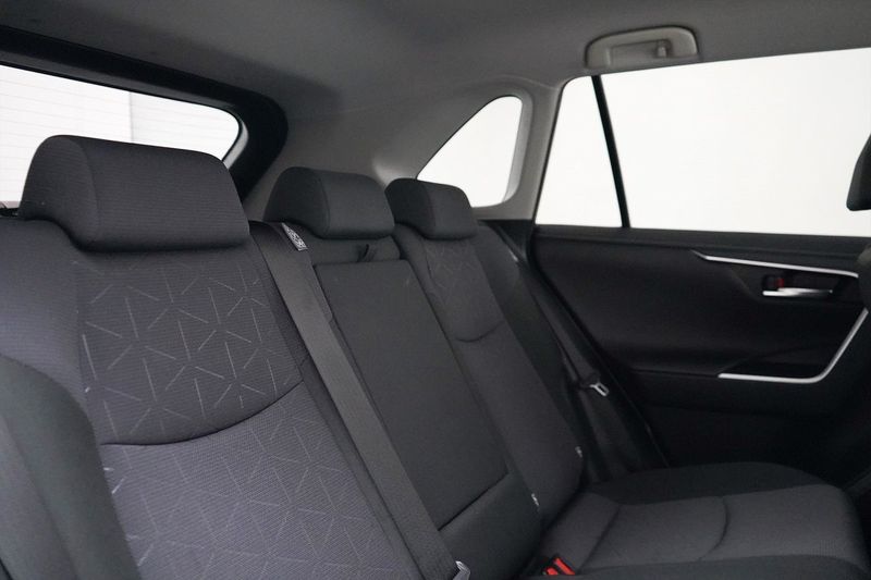 Toyota RAV4 bild 18