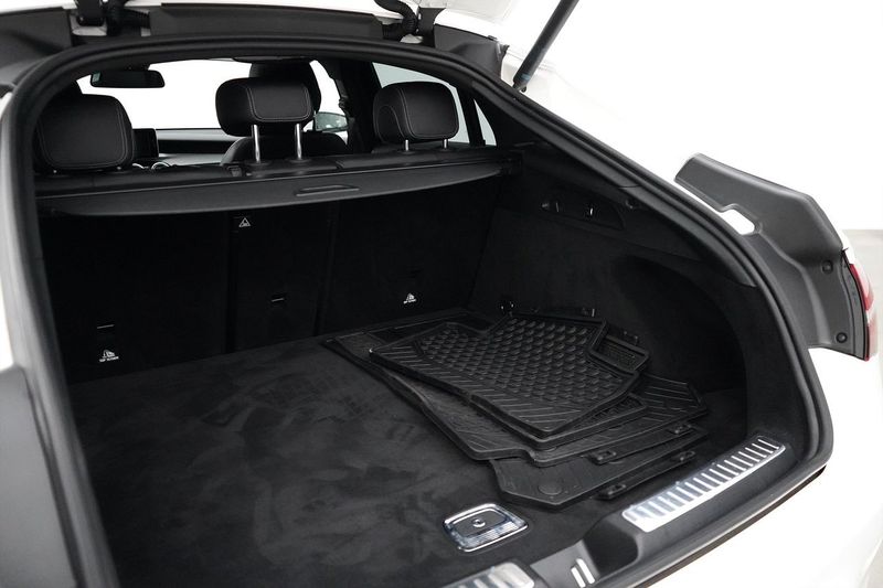Mercedes GLC220 bild 19
