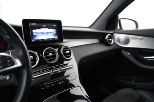 Mercedes GLC220 bild 9