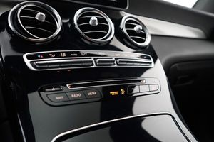 Mercedes GLC220 bild 13