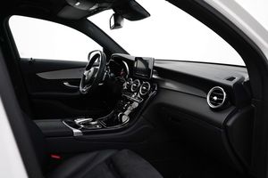 Mercedes GLC220 bild 17