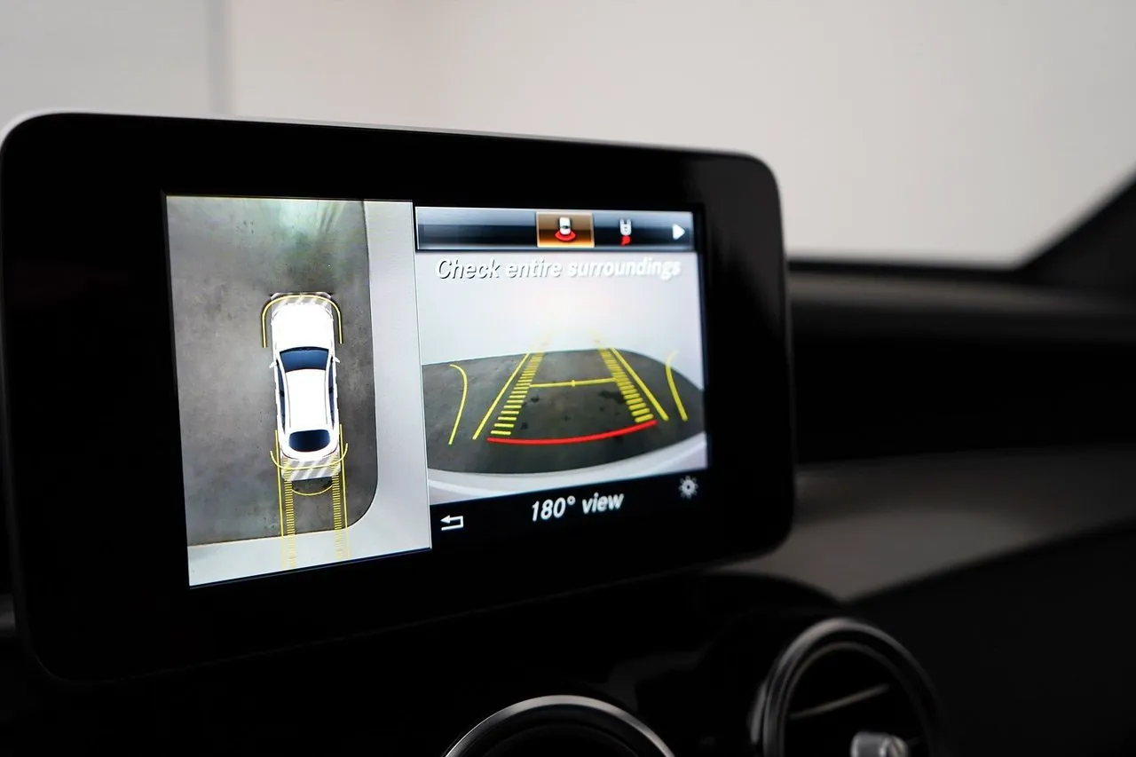 Vehicle image 9