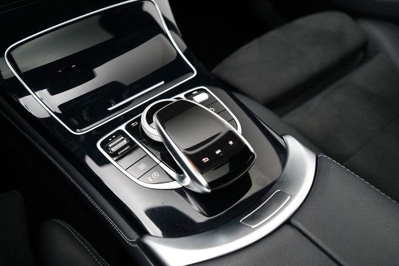 Mercedes GLC220 bild 14
