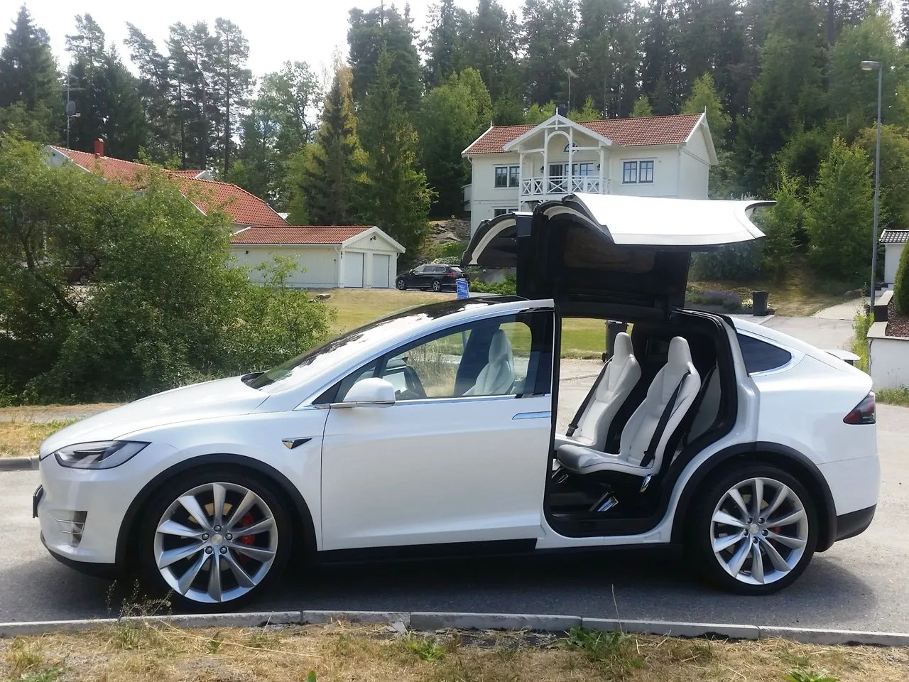 Vehicle image 23