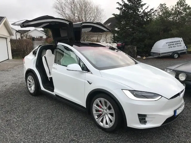 Vehicle image 33