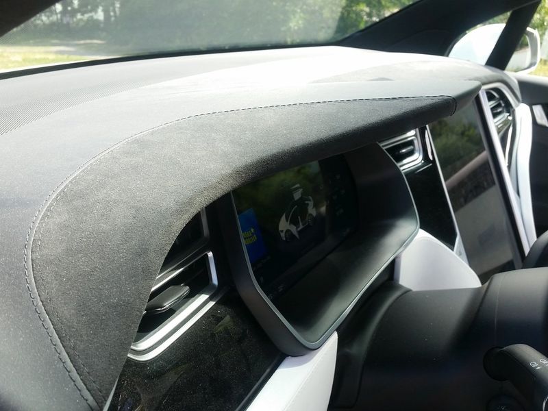 Tesla Model X bild 17