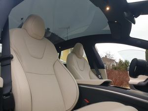 Tesla Model S bild 27