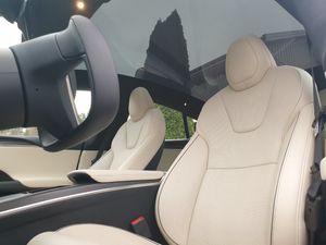 Tesla Model S bild 25