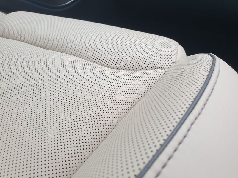 Tesla Model S bild 7