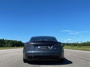 Tesla Model S bild 33