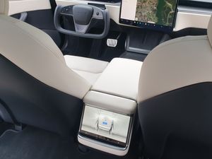 Tesla Model S bild 16